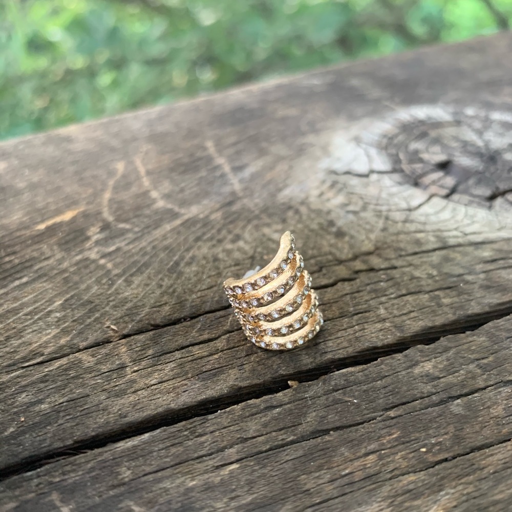 Cute Cuff Accent Earring